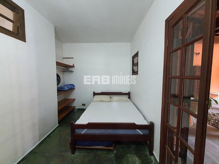 Linda casa com piscina e capacidade para acomodar 18 pessoas