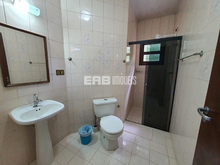 Linda casa com piscina e capacidade para acomodar 18 pessoas