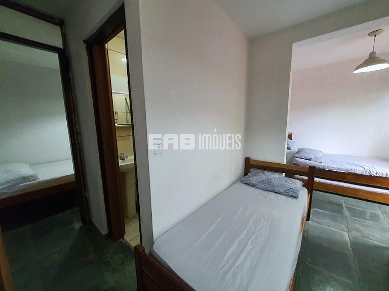 Linda casa com piscina e capacidade para acomodar 18 pessoas