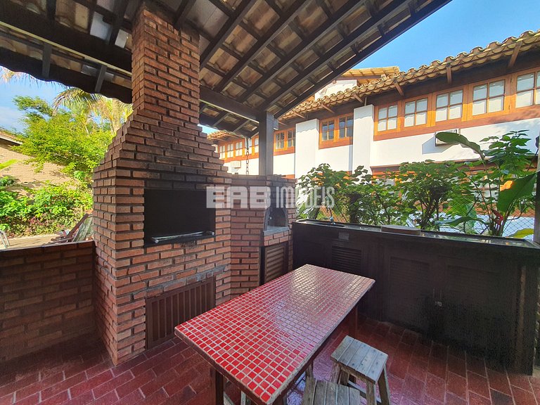 Casa com piscina para locação de temporada em Itamambuca, Ub