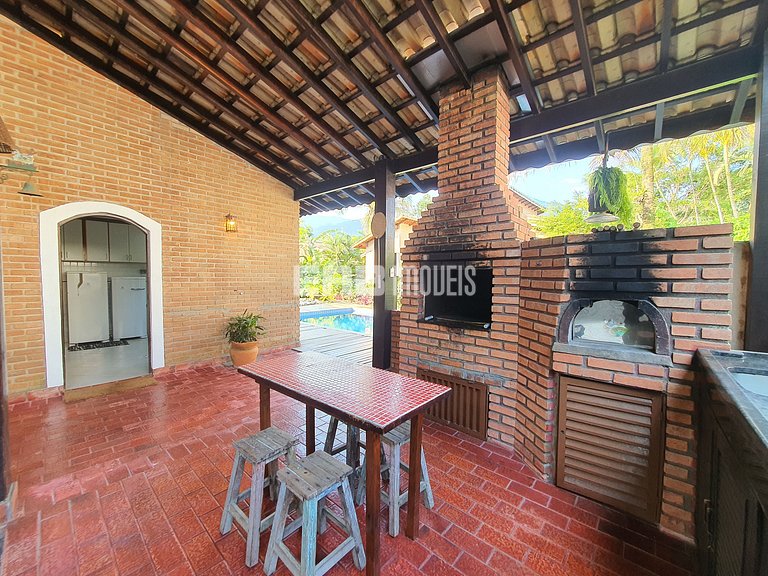 Casa com piscina para locação de temporada em Itamambuca, Ub