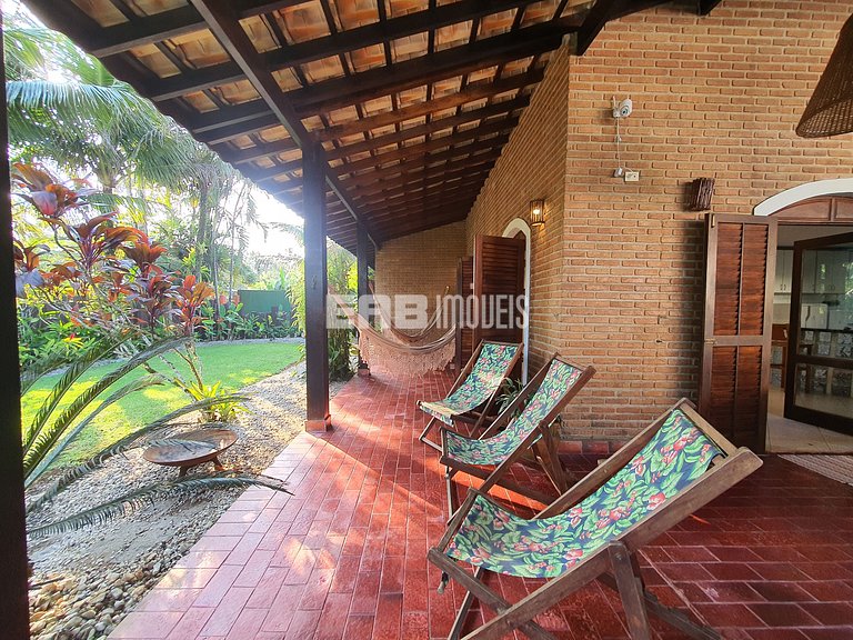Casa com piscina para locação de temporada em Itamambuca, Ub