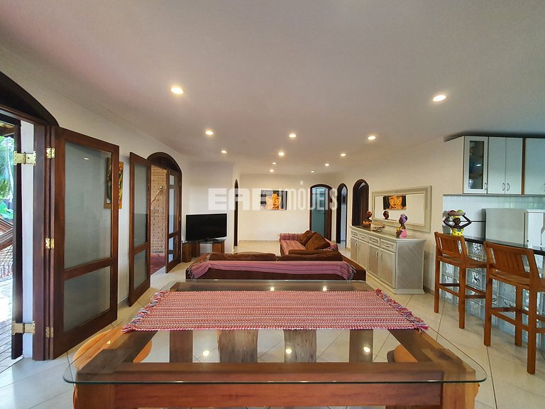 Casa com piscina para locação de temporada em Itamambuca, Ub