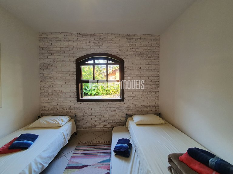 Casa com piscina para locação de temporada em Itamambuca, Ub