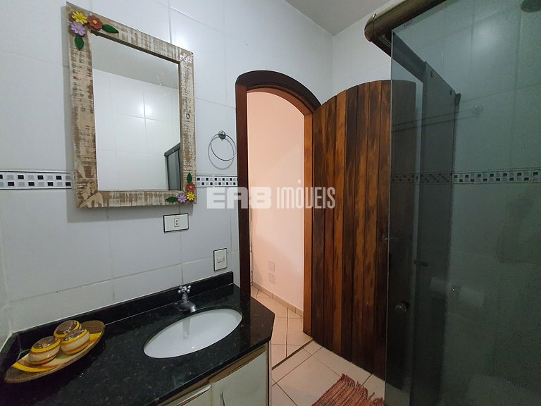 Casa com piscina para locação de temporada em Itamambuca, Ub