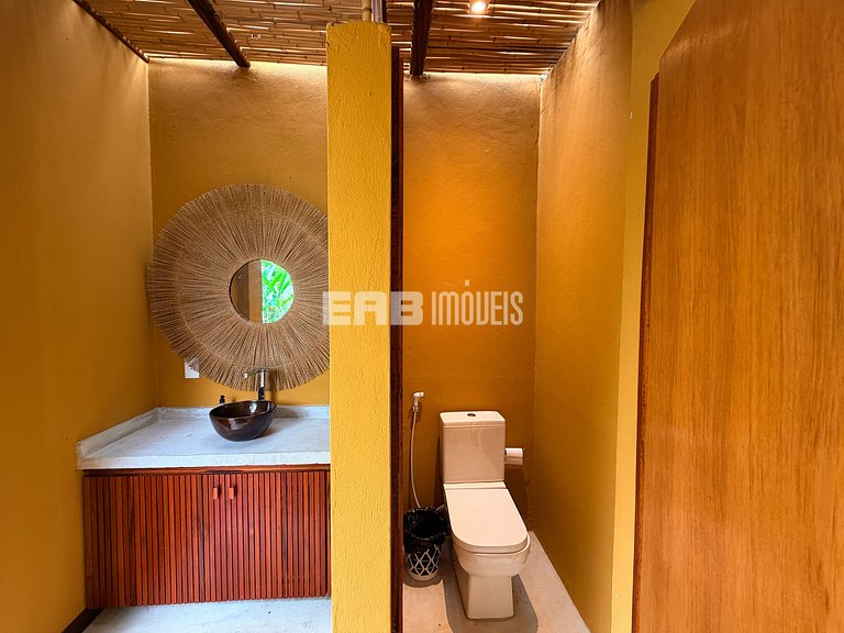 Casa com 4 dormitórios, a 180m da praia