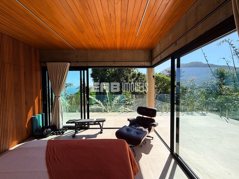 Estar entre o mar e a mata