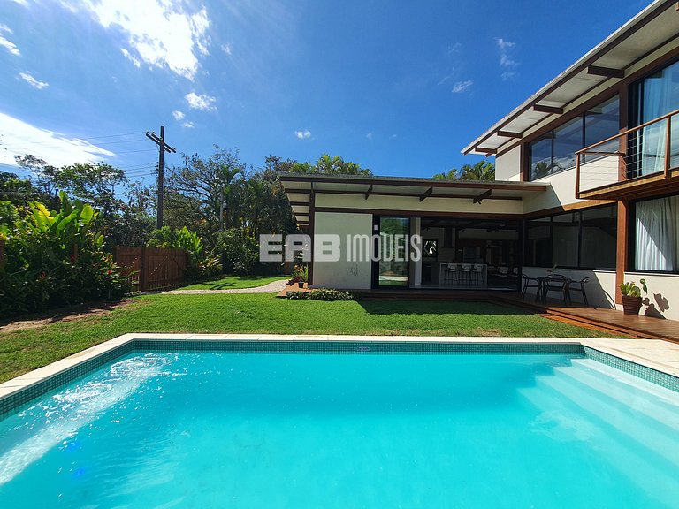 Casa moderna a 180m da praia de Itamambuca, Ubatuba