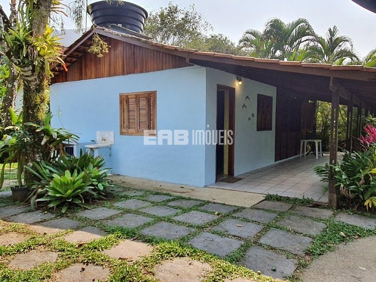 Casa simples e aconchegante em Itamambuca