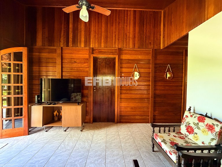 Casa a 160m do mar para até 10 pessoas em Itamambuca