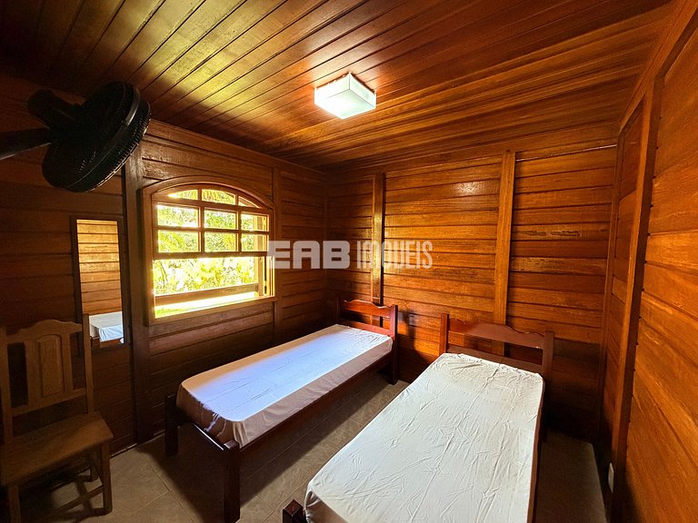 Casa a 160m do mar para até 10 pessoas em Itamambuca