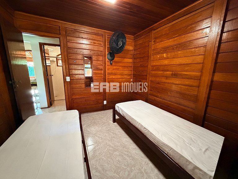 Casa a 160m do mar para até 10 pessoas em Itamambuca