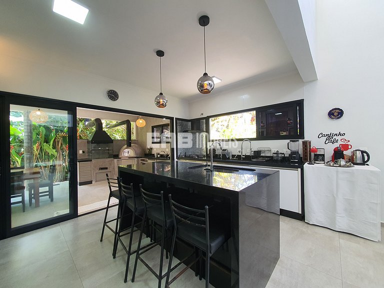 Casa para 7 pessoas a 60m do mar em Itamambuca