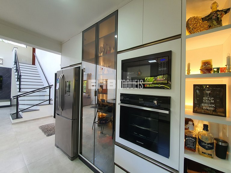 Casa para 7 pessoas a 60m do mar em Itamambuca