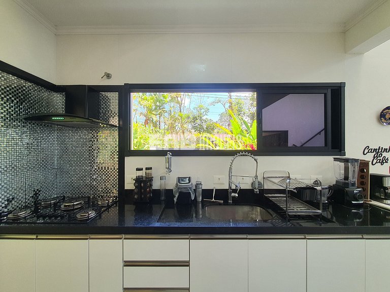 Casa para 7 pessoas a 60m do mar em Itamambuca