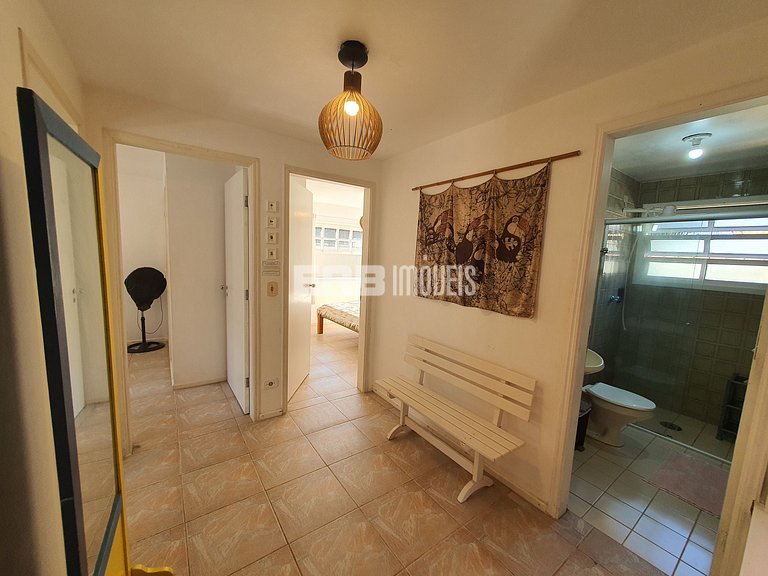 Casa com piscina e churrasqueira