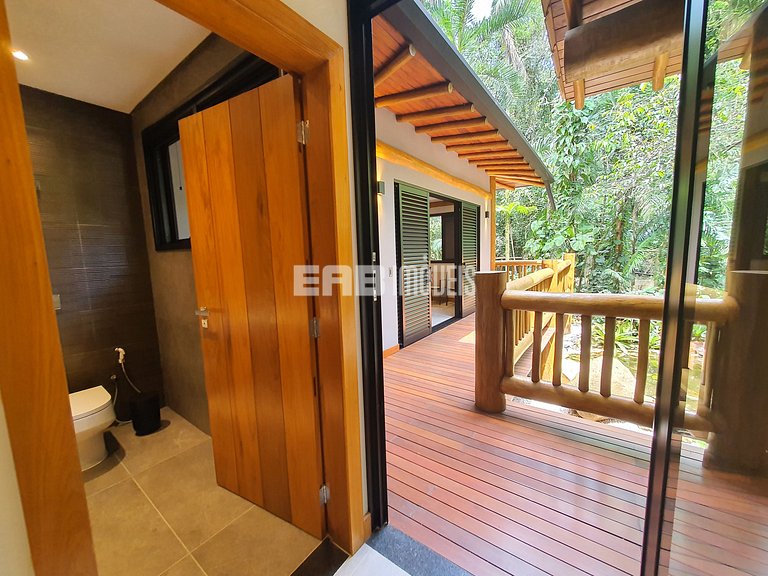 Alto padrão na praia do Félix