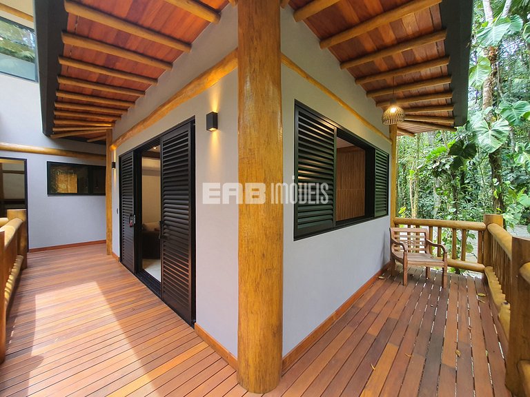 Alto padrão na praia do Félix