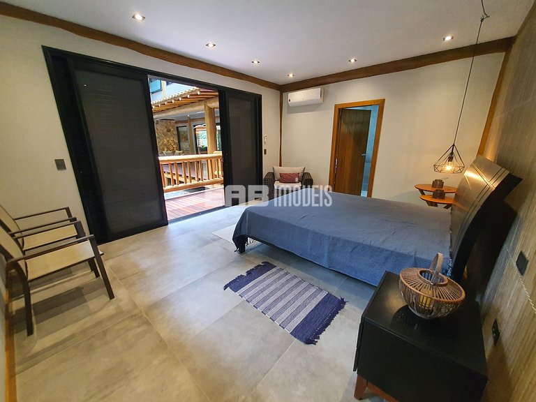 Alto padrão na praia do Félix