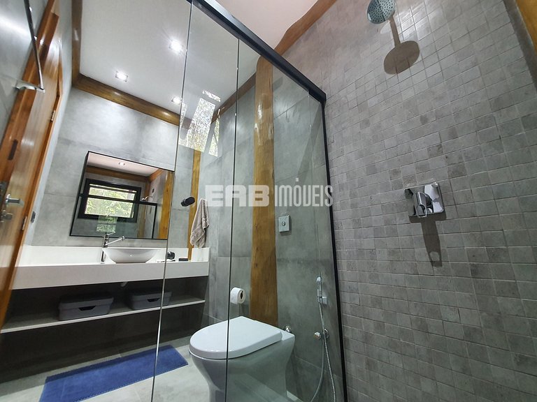 Alto padrão na praia do Félix