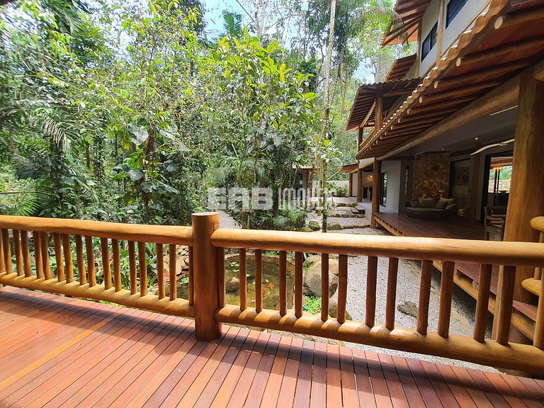 Alto padrão na praia do Félix