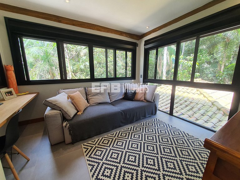 Alto padrão na praia do Félix