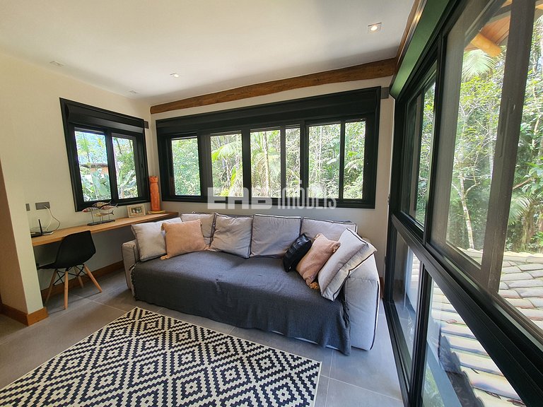 Alto padrão na praia do Félix