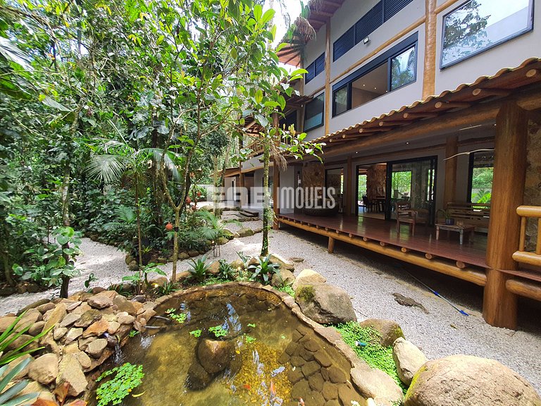 Alto padrão na praia do Félix