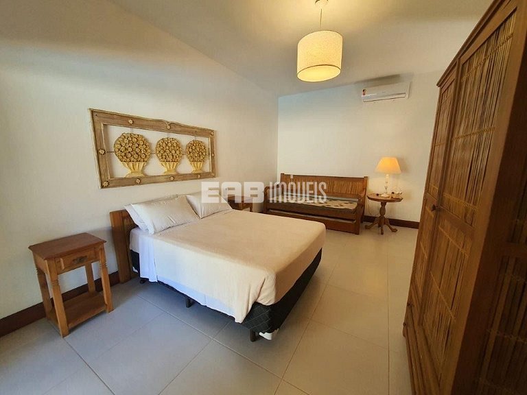 4 suítes, área gourmet e piscina