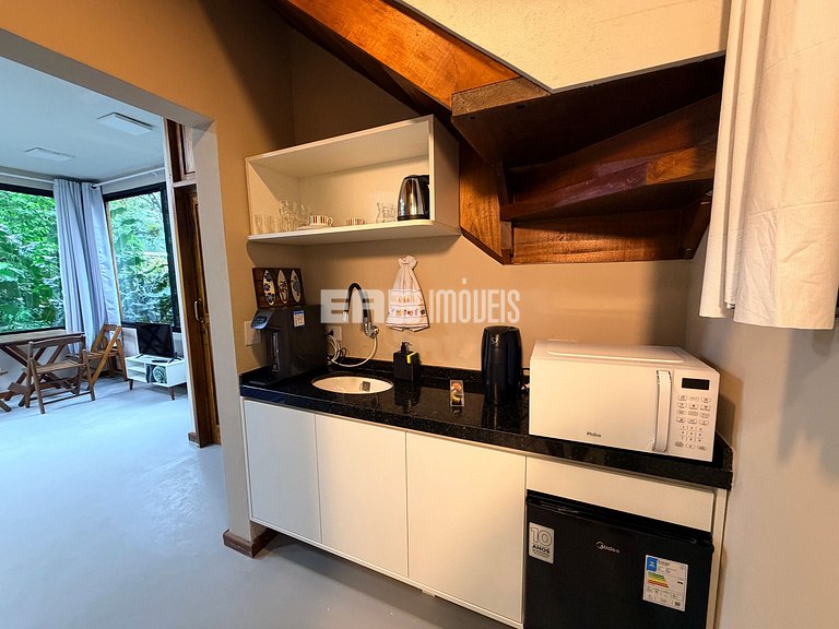 Lindo estúdio próximo ao comércio de Itamambuca