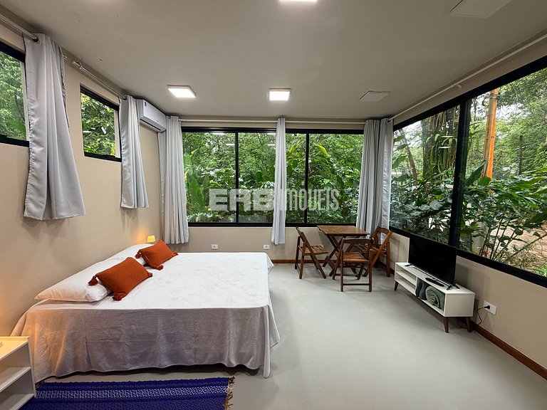 Lindo estúdio próximo ao comércio de Itamambuca