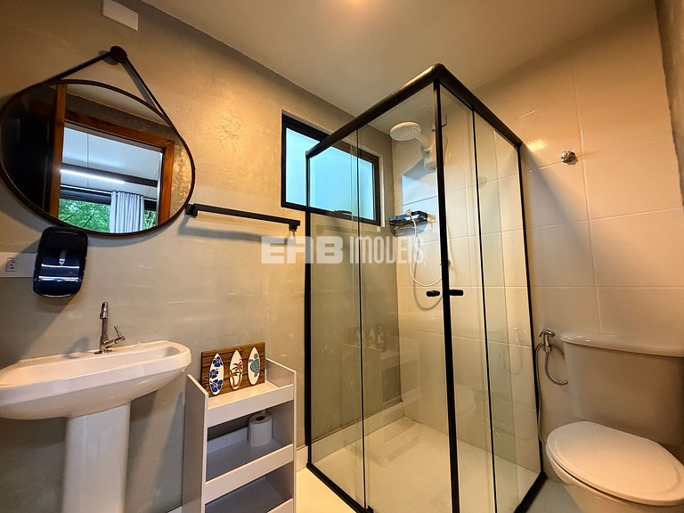 Estúdio ao lado do centrinho e a 1 km da praia