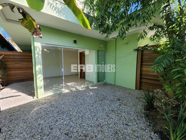 Casa espaçosa para locação de temporada em Itamambuca