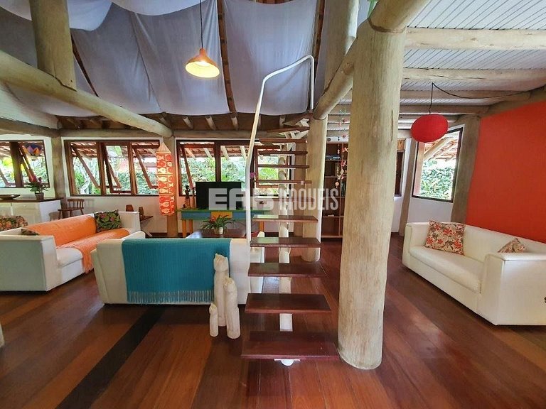 Piscina, 4 suítes, 90m do mar