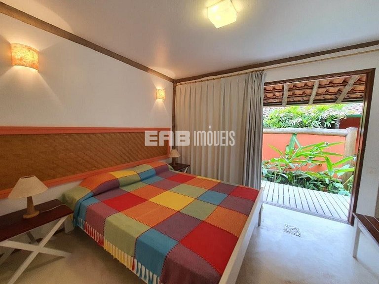 Piscina, 4 suítes, 90m do mar