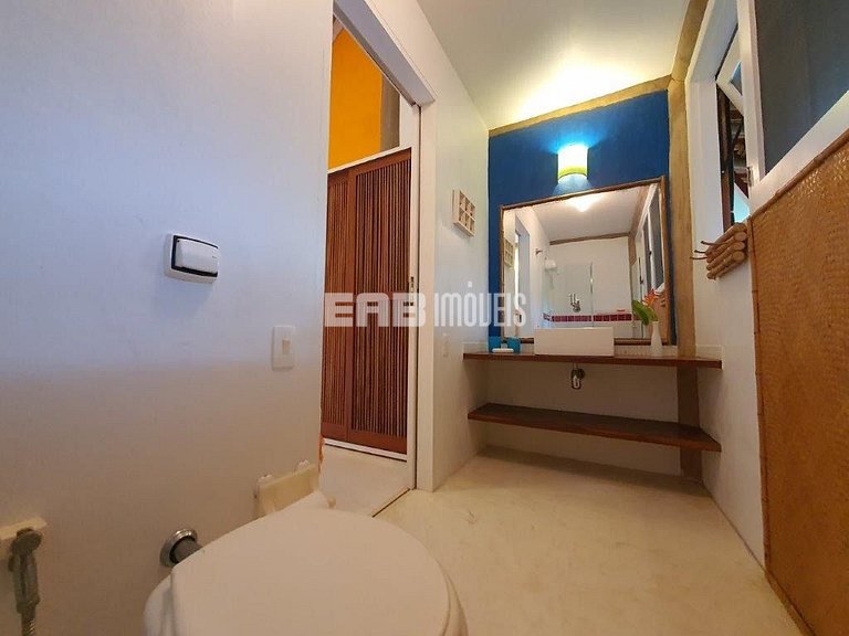 Piscina, 4 suítes, 90m do mar