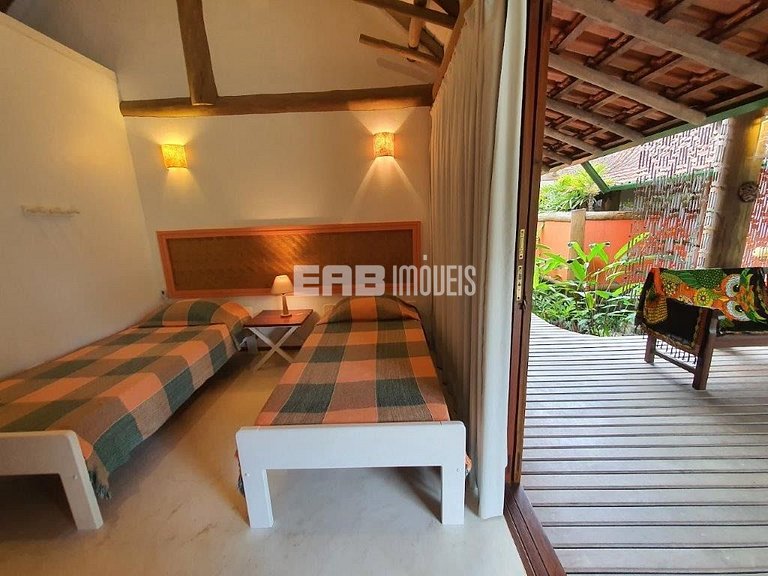 Piscina, 4 suítes, 90m do mar