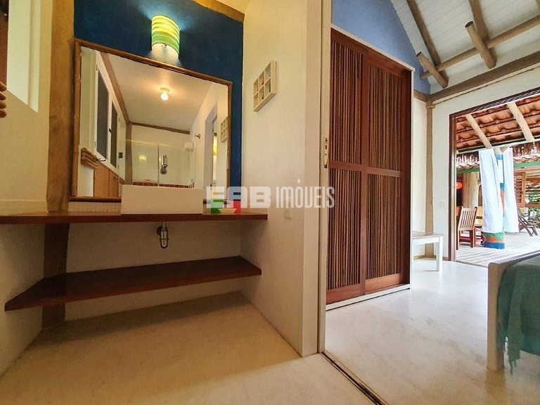 Piscina, 4 suítes, 90m do mar