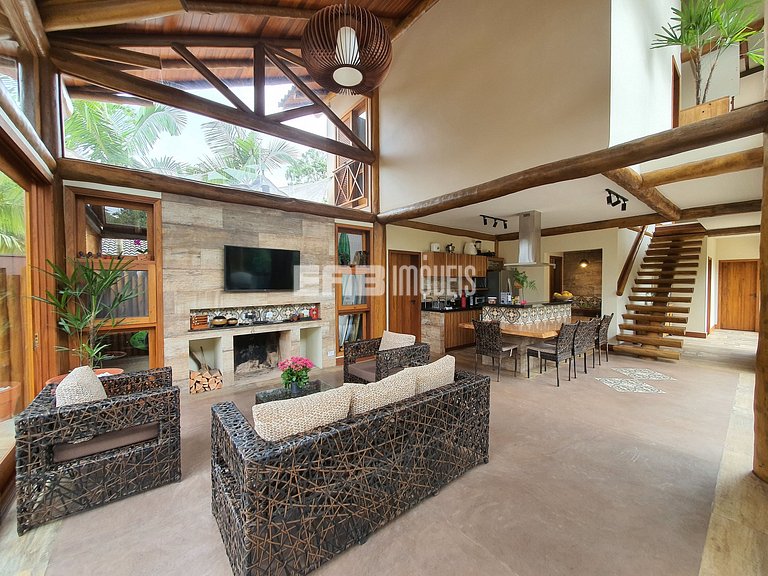 Casa com 4 suítes para temporada em Itamambuca