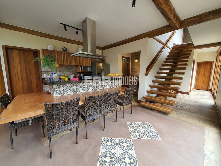 Casa com 4 suítes para temporada em Itamambuca