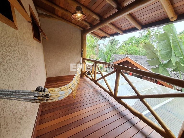 Casa com 4 suítes para temporada em Itamambuca