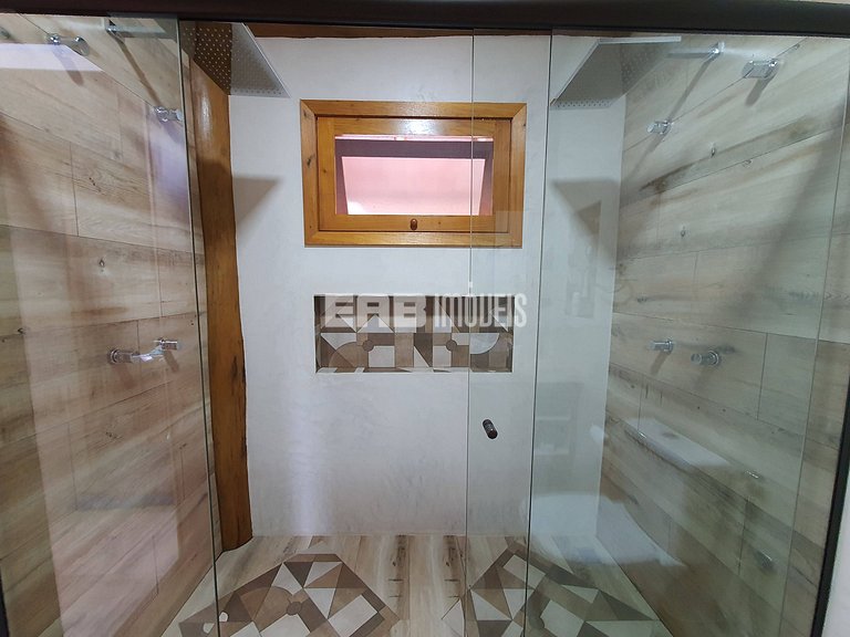 Casa com 4 suítes para temporada em Itamambuca