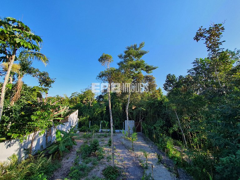 Casa com 4 suítes na praia do Prumirim