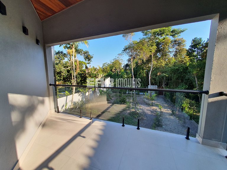 Casa com 4 suítes na praia do Prumirim