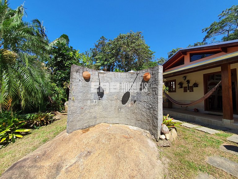 Casa de praia com vista e lazer