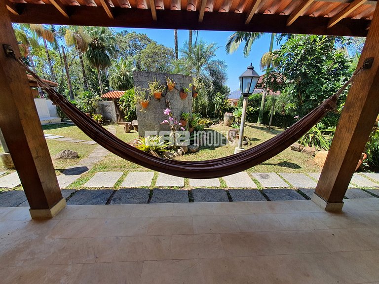 Casa de praia com vista e lazer