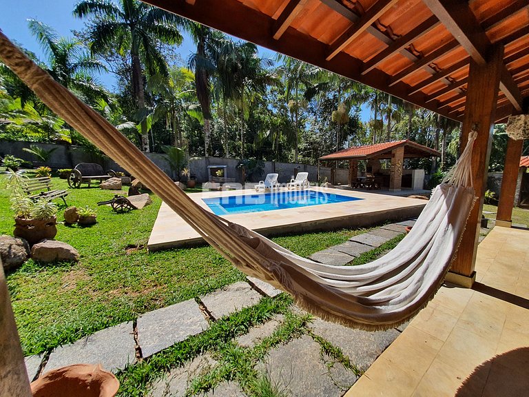 Casa de praia com vista e lazer