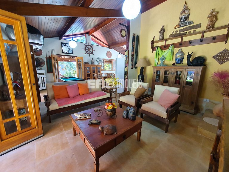 Casa de praia com vista e lazer