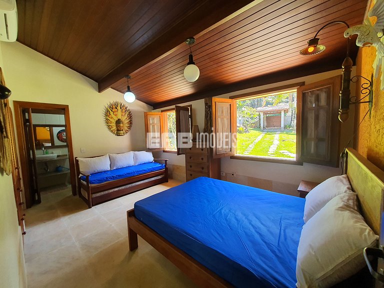 Casa de praia com vista e lazer