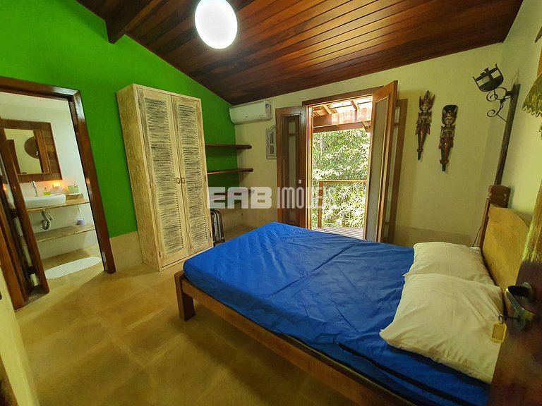 Casa de praia com vista e lazer